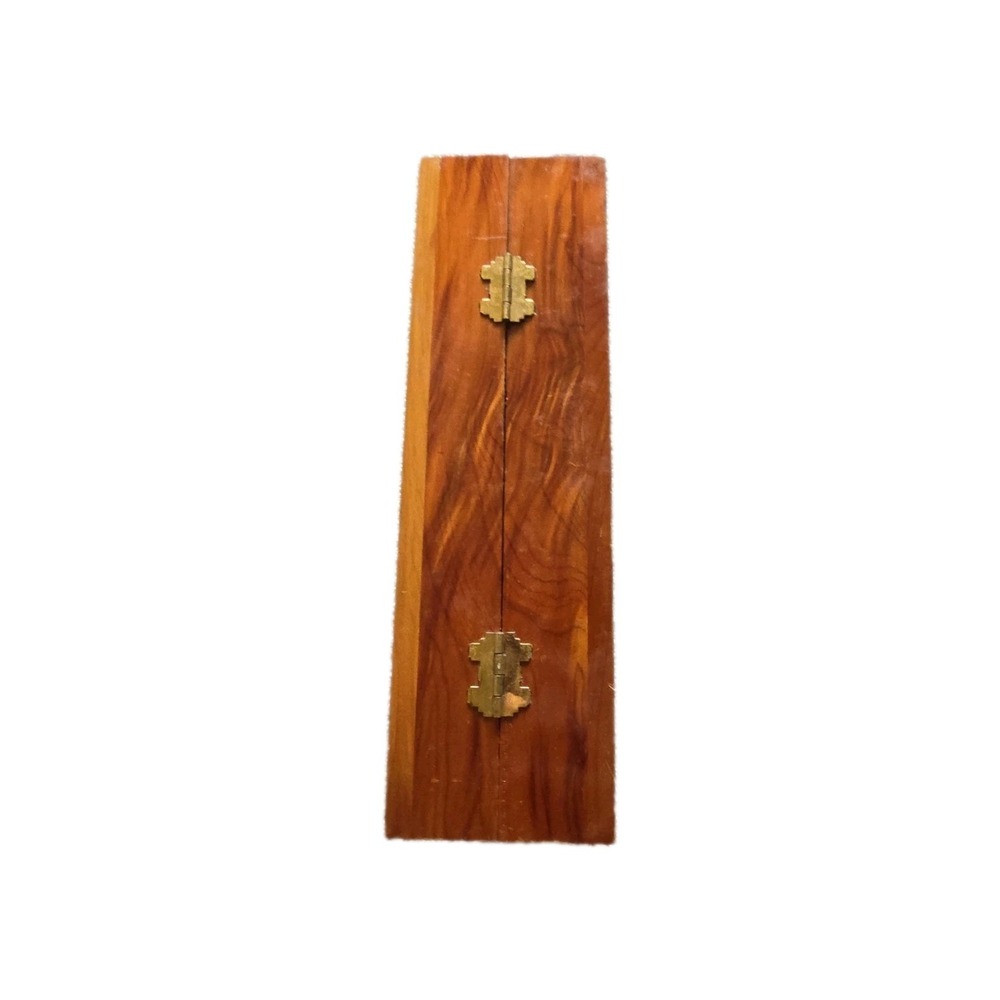Memorial Edition Holy Bible (Catholic Edition) with Wooden Case - Picture 5 of 8